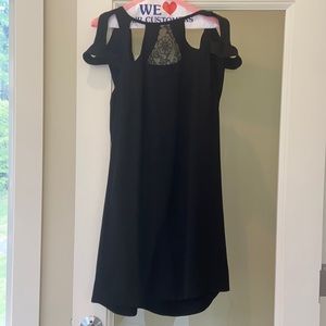 DVF Little black dress. Crepe